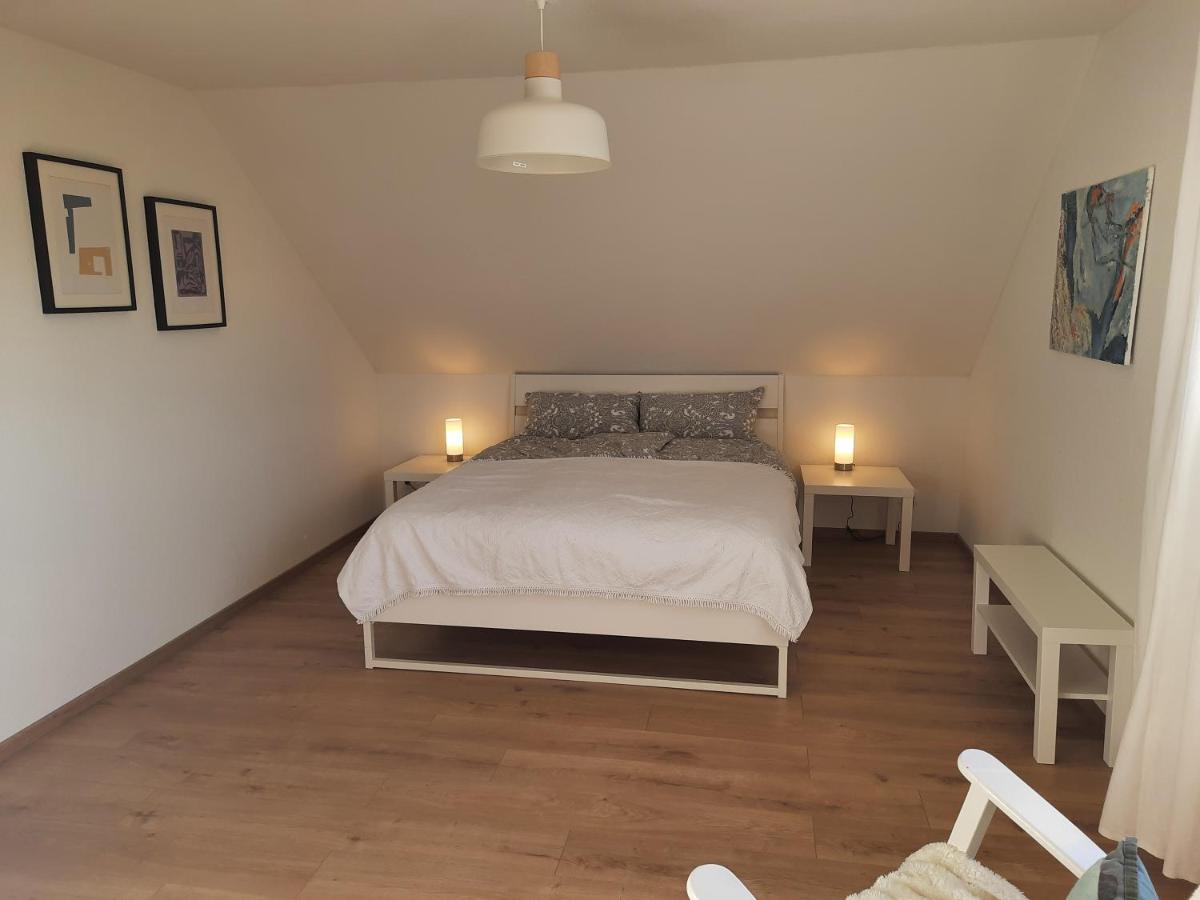 Ferienwohnung Rosi シュレースヴィヒ エクステリア 写真